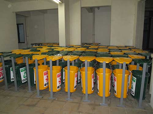 靠譜的玻璃鋼垃圾桶廠家，看韶關(guān)小區(qū)如何挑選