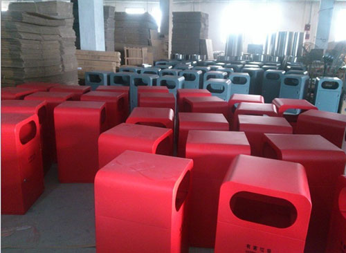 欣方圳不銹鋼垃圾桶廠家 為黃岡客戶精心打造。